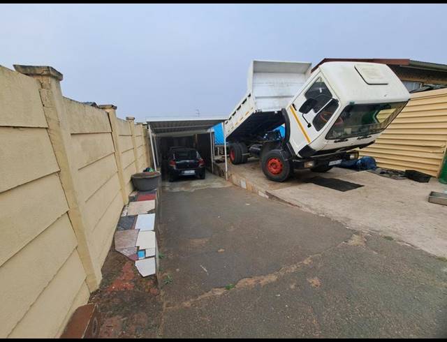 5 BEDROOM HOUSE FOR SALE IN CANESIDE